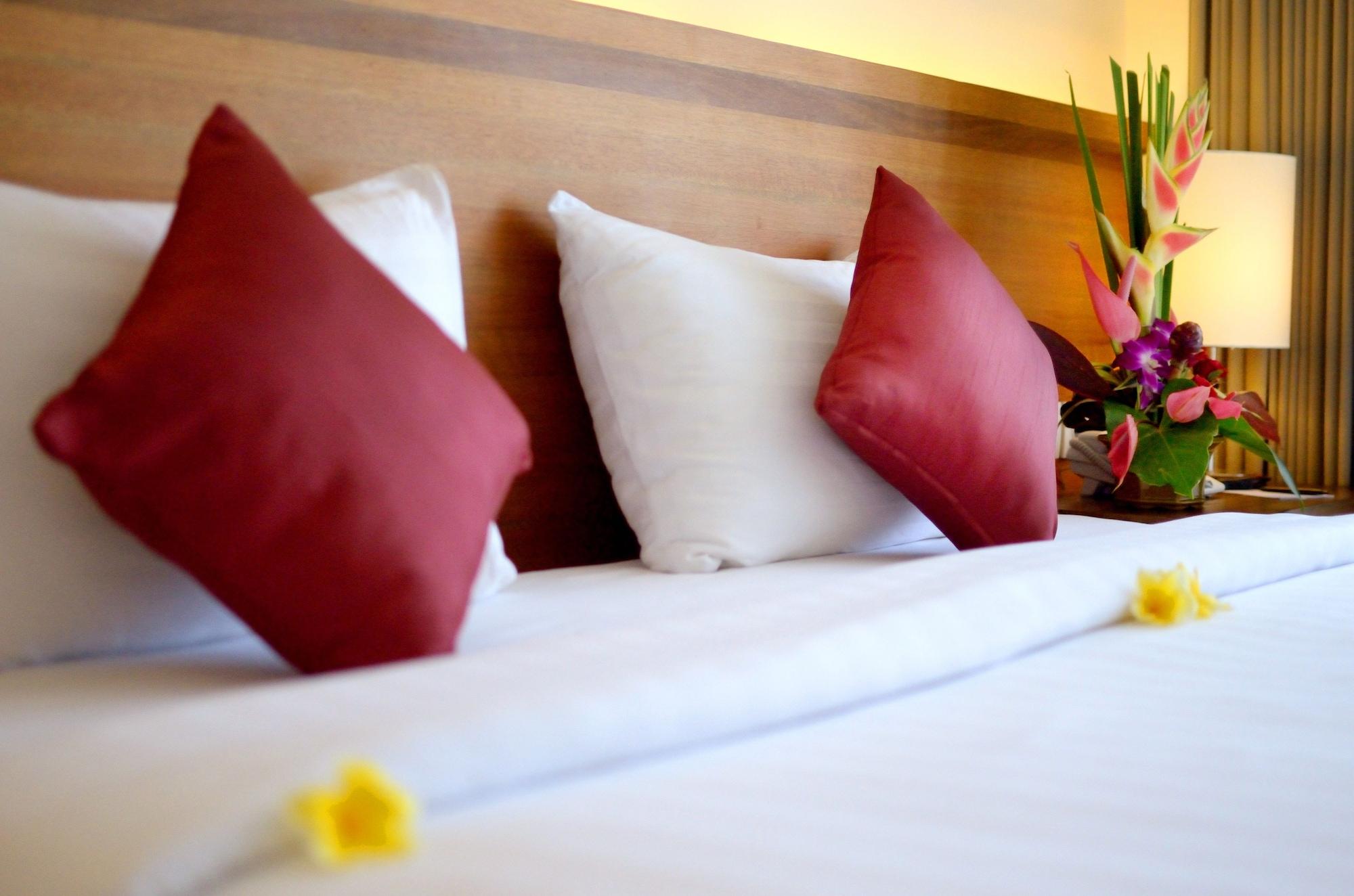 Taksu Sanur Hotel Экстерьер фото