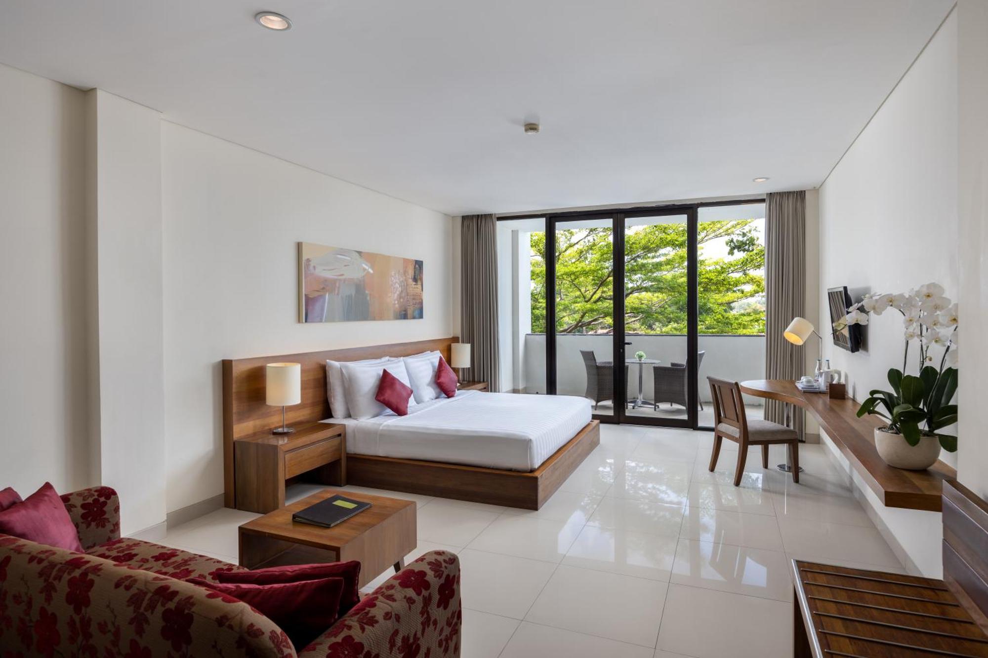 Taksu Sanur Hotel Экстерьер фото