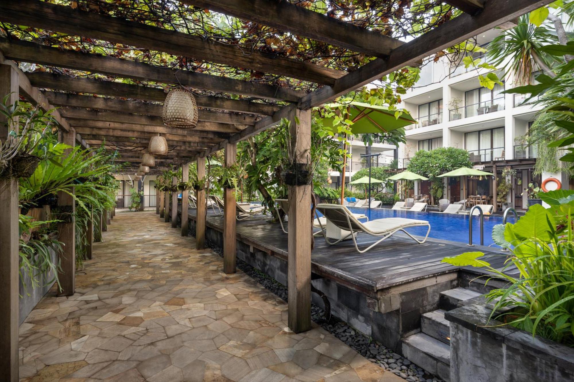 Taksu Sanur Hotel Экстерьер фото