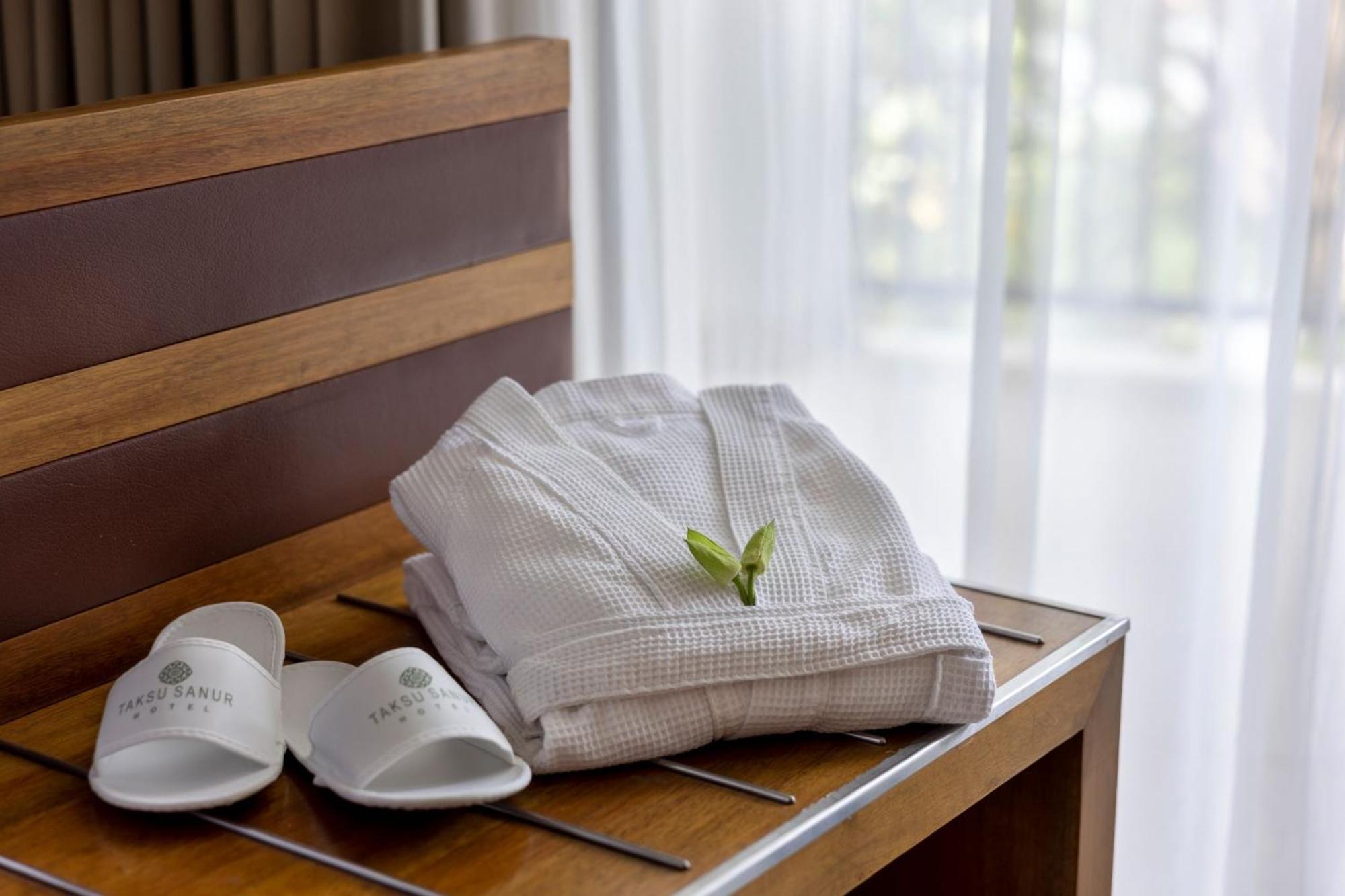Taksu Sanur Hotel Экстерьер фото
